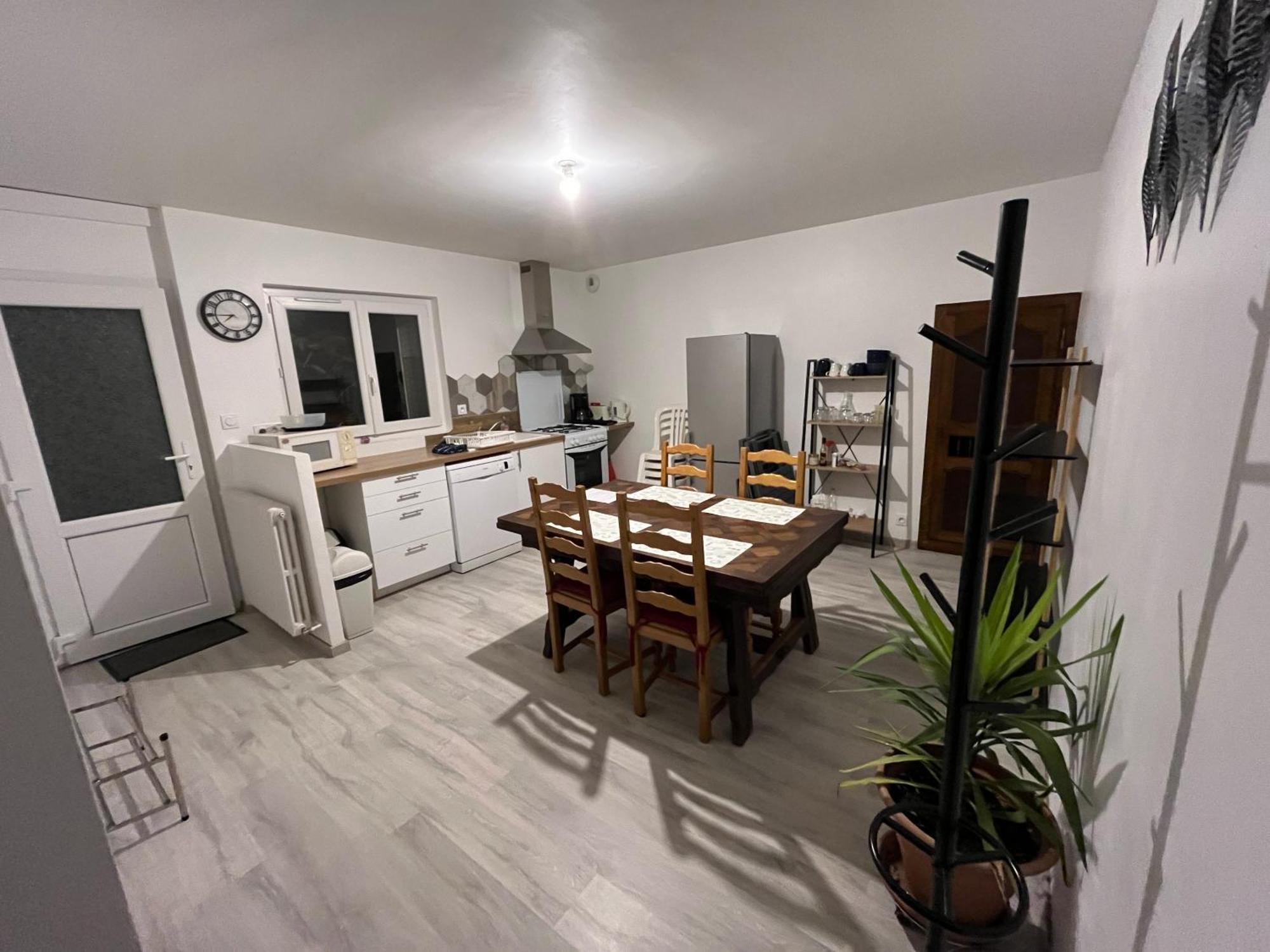 Logement Neuf En Face De La Foret. Acces Cour. Bagnoles de l'Orne Normandie エクステリア 写真